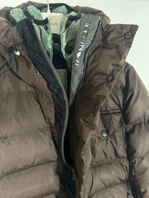 Moncler Eggstock Jacket Eggstock size 3 brown